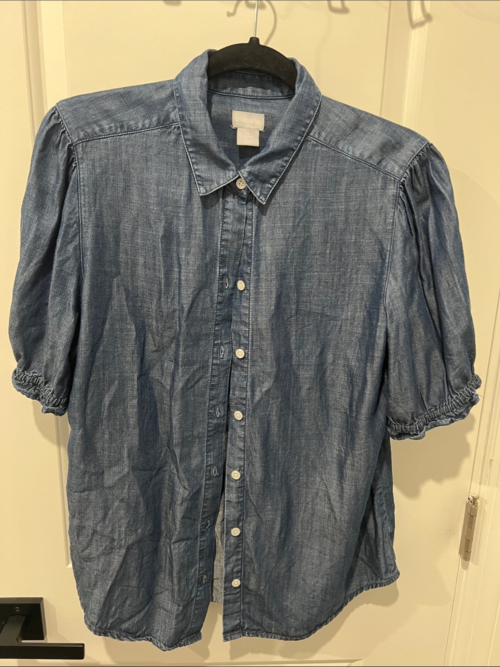 Chico's Light Blue Denim Button-Down Puff Sleeve Shirt Size Medium (Chico's 1)